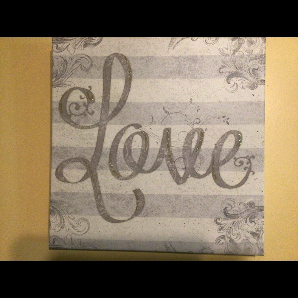 Pre-Loved “Love” Wall Decor